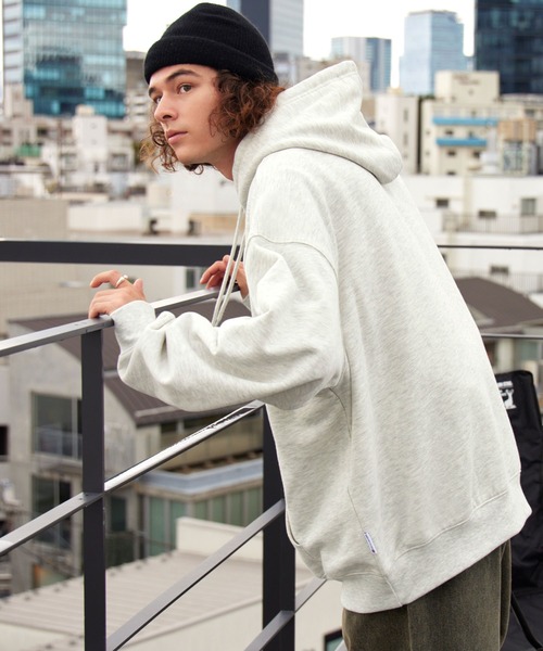 BARK MANHATTAN（バークマンハッタン）の「ヘビーウェイトUSAコットン ビッグシルエット 裏起毛プルオーバーパーカー（パーカー・メンズ・グレイッシュブルー/ブラック/アッシュグレー/モカ/ベージュ/カーキ・L/M）」の15枚目の写真