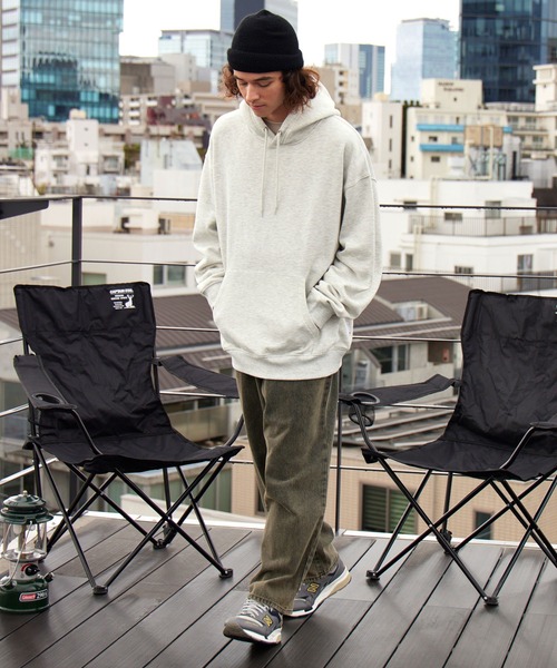 BARK MANHATTAN（バークマンハッタン）の「ヘビーウェイトUSAコットン ビッグシルエット 裏起毛プルオーバーパーカー（パーカー・メンズ・グレイッシュブルー/ブラック/アッシュグレー/モカ/ベージュ/カーキ・L/M）」の17枚目の写真