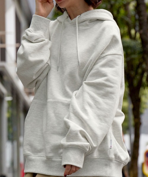 BARK MANHATTAN（バークマンハッタン）の「ヘビーウェイトUSAコットン ビッグシルエット 裏起毛プルオーバーパーカー（パーカー・メンズ・グレイッシュブルー/ブラック/アッシュグレー/モカ/ベージュ/カーキ・L/M）」の22枚目の写真