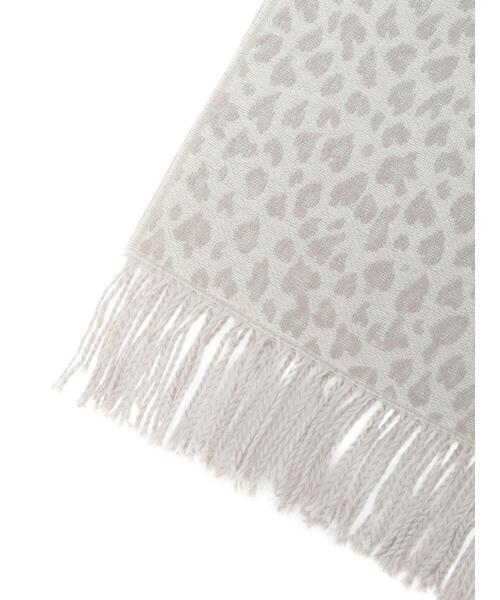 Lugnoncure（ルノンキュール）の「レオパード柄ストール（ストール/ショール・レディース・ベージュ/グレー・F）」の7枚目の写真