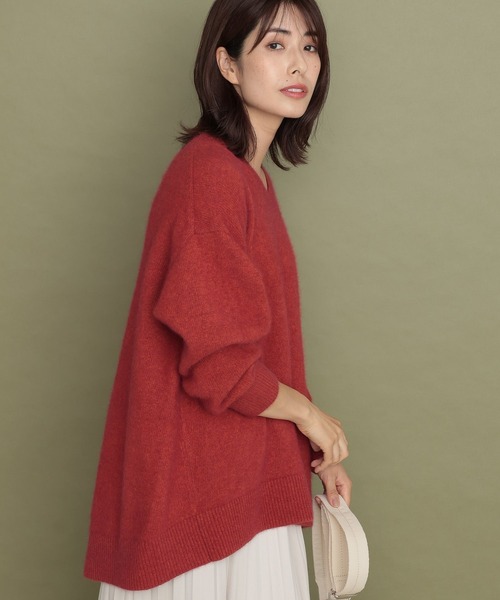 Elura(エルーラ)の「フォックス混Vネックニット(ニット/セーター・レディース・レッド系その他6/ブルー系その他5/チャコールグレー・FREE)」の13枚目の写真