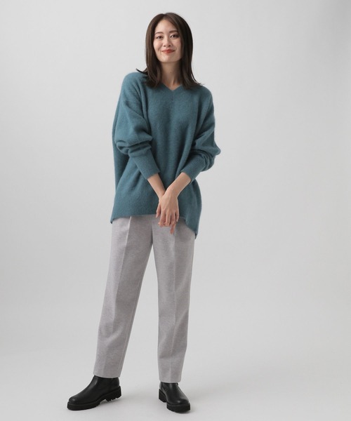 Elura(エルーラ)の「フォックス混Vネックニット(ニット/セーター・レディース・レッド系その他6/ブルー系その他5/チャコールグレー・FREE)」の18枚目の写真