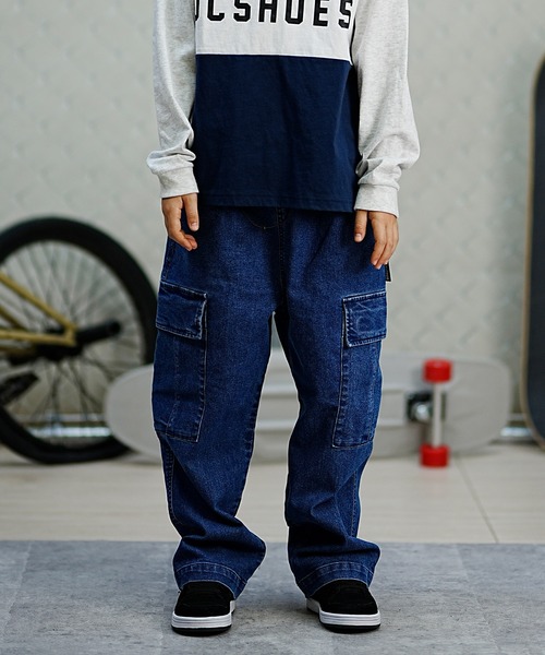 DC(ディーシー)の「DC/ディーシー キッズ ワイド カーゴ パンツ パンツ 親子コーデ スケートボード セットアップ YPT241503(カーゴパンツ・キッズ・インディゴブルー/オリーブ/ライトインディゴブルー・140cm/160cm/120cm/150cm/130cm)」の2枚目の写真