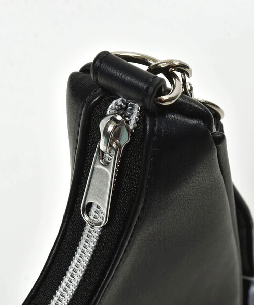 ZIDDY（ジディ）の「【 ニコ☆プチ 掲載 】ハーフムーンショルダーバッグ（ショルダーバッグ・キッズ・グレー/ブラック・FREE）」の7枚目の写真