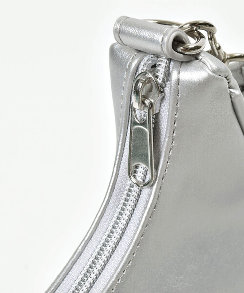 ZIDDY（ジディ）の「【 ニコ☆プチ 掲載 】ハーフムーンショルダーバッグ（ショルダーバッグ・キッズ・グレー/ブラック・FREE）」の15枚目の写真