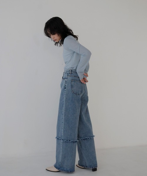 hellam（へラム）の「切り替えフリンジワイドデニム（デニムパンツ・レディース・ブルー/グレー/ブラック・MEDIUM/SMALL）」の6枚目の写真