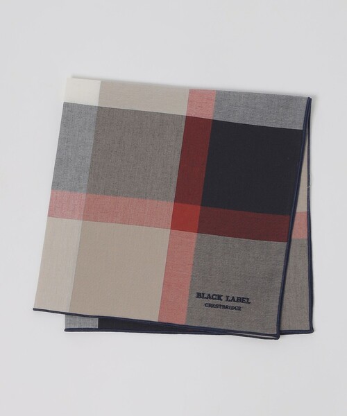 BLACK LABEL CRESTBRIDGE（ブラックレーベル・クレストブリッジ）の「クレストブリッジチェックハンカチーフ（ハンカチ/ハンドタオル・メンズ・ブラック/ベージュ系その他6/ネイビー/ベージュ系その他3/レッド系その他2・FREE）」の3枚目の写真