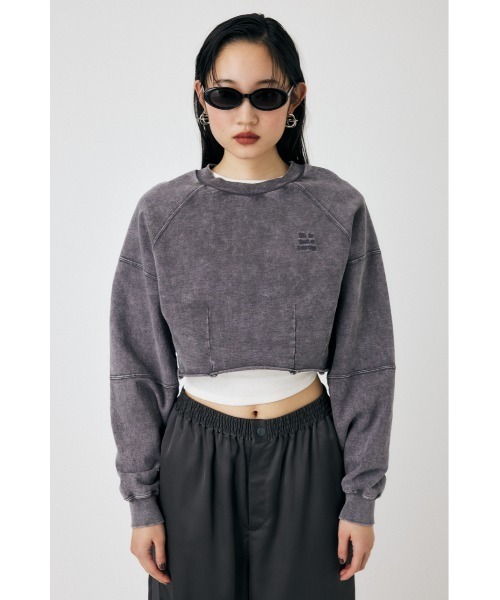 MOUSSY(マウジー)の「GARMENT DYE CUT OFF プルオーバー(スウェット・レディース・ライトブラック/ネイビー/ライトグレー・FREE)」の4枚目の写真