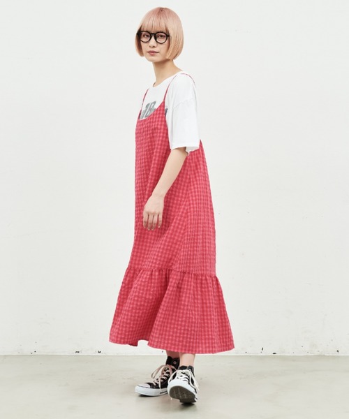 MERLOT（メルロー）の「ギンガムチェックキャミワンピース（ワンピース・レディース・グリーン/ピンク/ブラック・FREE）」の12枚目の写真
