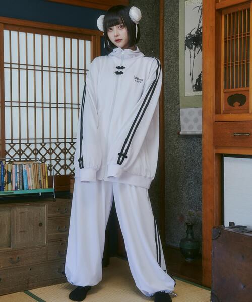 Whinny（ホワイニー）の「Whinny/カリスマパンダのニートパンツ