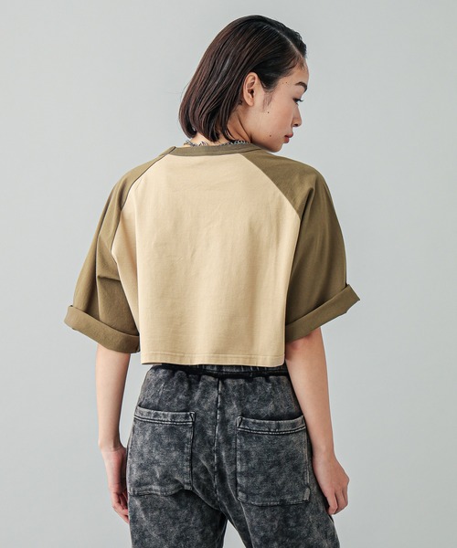 X-girl（エックスガール）の「BOX LOGO B/B TEE（Tシャツ/カットソー・レディース・ホワイト/ベージュ/ネイビー・S/M）」の22枚目の写真