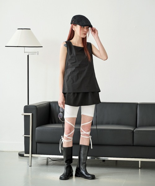 UNE MANSION（ユヌマンション）の「【バレエコアルック】【運動ウェア/ヨガウェアおすすめ】ストラップリボンレイヤードレギンスバイカーパンツ（その他パンツ・レディース・チャコール/アイボリー/ブラック・FREE）」の4枚目の写真