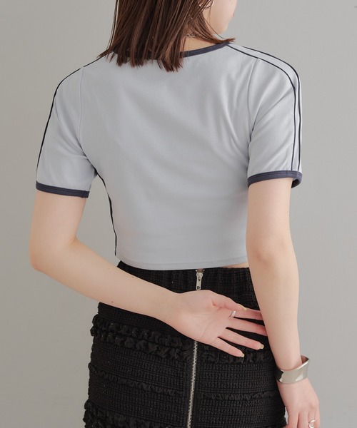Chico(チコ)の「ライン配色胸刺繍T(Tシャツ/カットソー・レディース・ホワイト/ブルー/ブラック・FREE)」の18枚目の写真