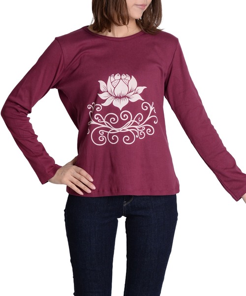 MARAI(マーライ)の「【MARAI】ロータスロングスリーブTシャツ(Tシャツ/カットソー・レディース・キャメル/マジェンタ/カーキ系/マスタード/ブラック・FREE)」の1枚目の写真