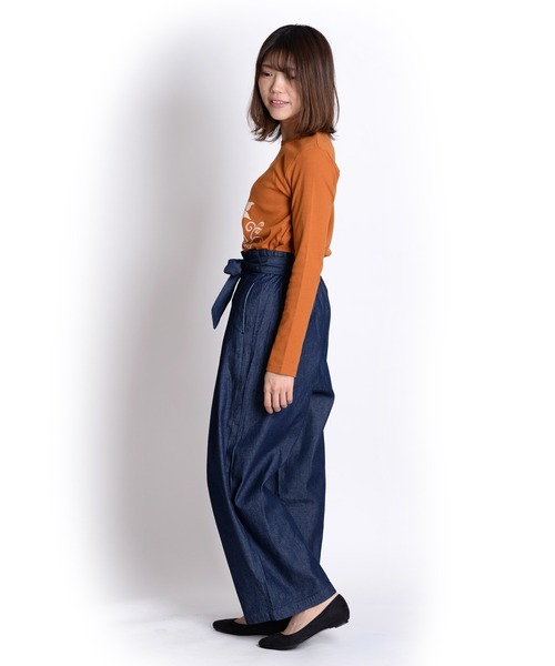 MARAI(マーライ)の「【MARAI】ロータスロングスリーブTシャツ(Tシャツ/カットソー・レディース・キャメル/マジェンタ/カーキ系/マスタード/ブラック・FREE)」の19枚目の写真