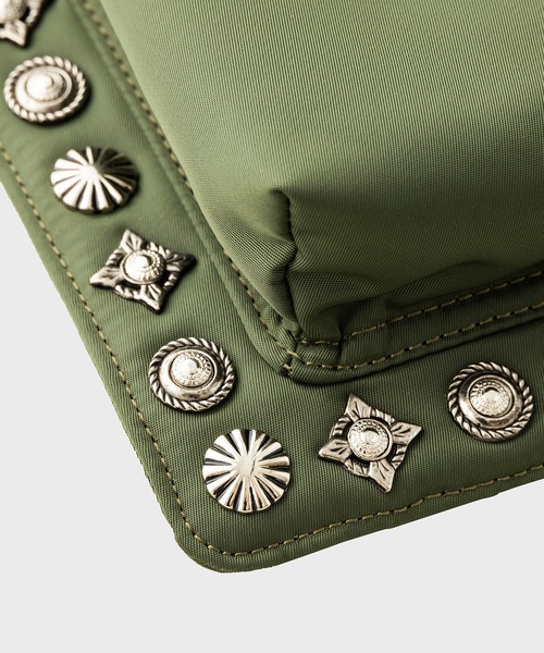 TOGA VIRILIS（トーガ ビリリース）の「Shoulder pouch PORTER SP（ショルダーバッグ・メンズ・グリーン/ブラック・FREE）」の7枚目の写真