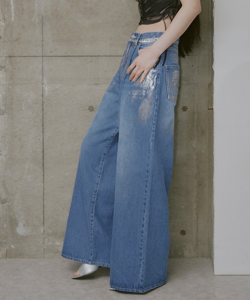 RAY CASSIN（レイカズン）の「【サイズ展開あり】箔プリントデニムパンツ（デニムパンツ・レディース・ブルー/グレー/ライトブルー・2/1/0）」の10枚目の写真