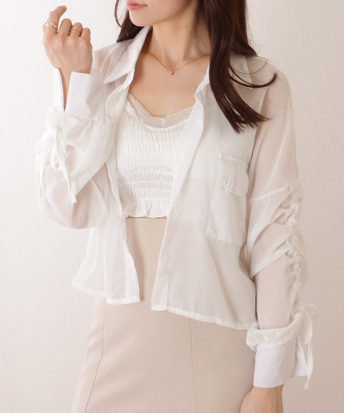 Lace Ladies(レースレディース)の「ドロスト付き バルーン袖 前開き ショート丈 ブラウス(シャツ/ブラウス・レディース・イエロー/ホワイト・S/M/XL)」の6枚目の写真