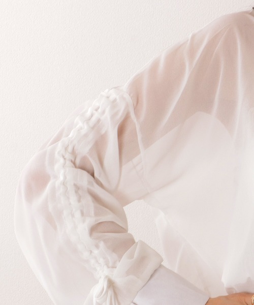 Lace Ladies(レースレディース)の「ドロスト付き バルーン袖 前開き ショート丈 ブラウス(シャツ/ブラウス・レディース・イエロー/ホワイト・S/M/XL)」の11枚目の写真