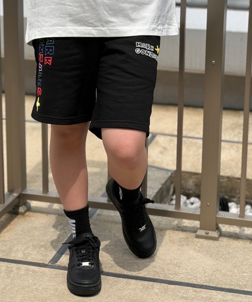 Mark Gonzales(マーク・ゴンザレス)の「MARK GONZALES ART WORK/マークゴンザレス【web限定】マルチカラーロゴスウェットショーツ(スウェットパンツ・メンズ・ブラック/グレー・X-LARGE/LARGE/MEDIUM)」の5枚目の写真