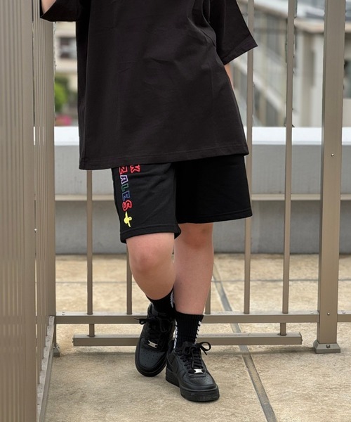Mark Gonzales(マーク・ゴンザレス)の「MARK GONZALES ART WORK/マークゴンザレス【web限定】マルチカラーロゴスウェットショーツ(スウェットパンツ・メンズ・ブラック/グレー・X-LARGE/LARGE/MEDIUM)」の9枚目の写真