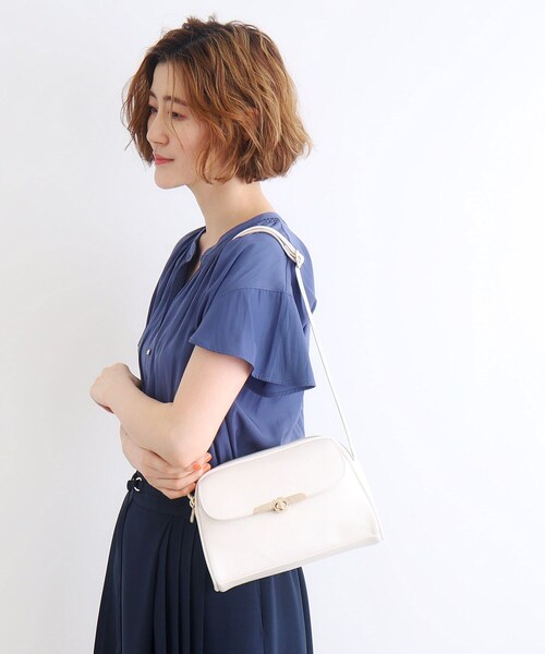 grove（グローブ）の「◆【人間工学】フラップバーヒネリ2層ショルダー（ショルダーバッグ・レディース・アイボリー/シルバー/ブラック/ライトグレー・00）」の5枚目の写真