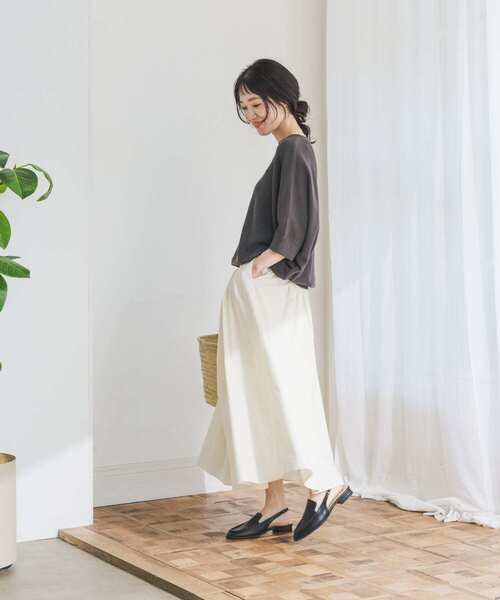 URBAN RESEARCH DOORS（アーバンリサーチドアーズ）の「ギャザーボリュームスカート（スカート・レディース・ブラック/オフホワイト・MEDIUM）」の20枚目の写真