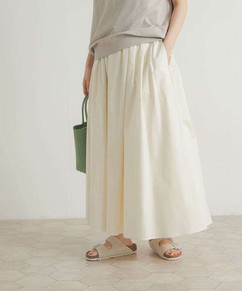 URBAN RESEARCH DOORS（アーバンリサーチドアーズ）の「ギャザーボリュームスカート（スカート・レディース・ブラック/オフホワイト・MEDIUM）」の22枚目の写真