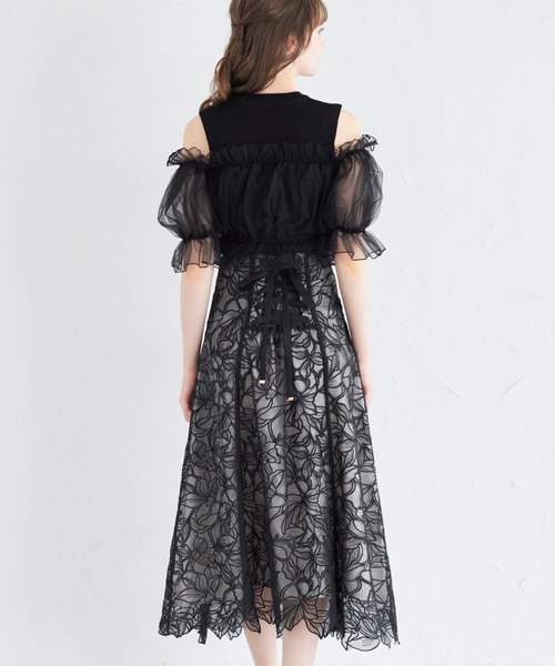 tocco closet（トッコ　クローゼット）の「フラワーレース刺繍バックレースアップマーメイドスカート（スカート・レディース・ブラック/グレイッシュブルー/ピンク・M）」の9枚目の写真