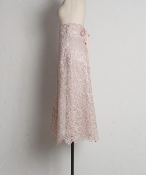 tocco closet（トッコ　クローゼット）の「フラワーレース刺繍バックレースアップマーメイドスカート（スカート・レディース・ブラック/グレイッシュブルー/ピンク・M）」の19枚目の写真
