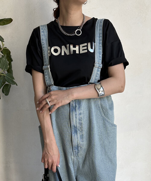 DouDou（ドゥドゥ）の「【WEB限定】箔プリントロゴTEE（Tシャツ/カットソー・レディース・オフホワイト/ブラック/ピンク/ベージュ・FREE）」の4枚目の写真