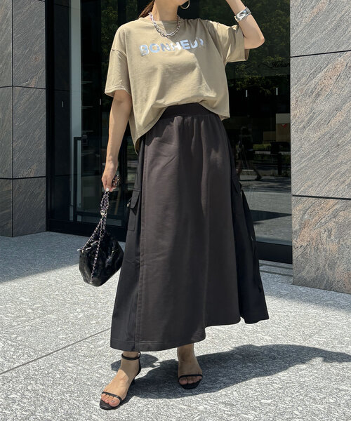 DouDou（ドゥドゥ）の「【WEB限定】箔プリントロゴTEE（Tシャツ/カットソー・レディース・オフホワイト/ブラック/ピンク/ベージュ・FREE）」の14枚目の写真