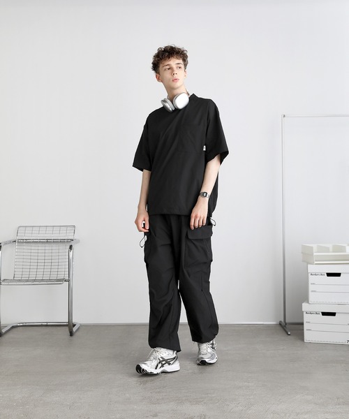 EPIC(エピック)の「SOLOTEX 撥水 ドローコードテックプルオーバー(Tシャツ/カットソー・メンズ・チャコール/ネイビー/ブラック・S/M/L/XL)」の18枚目の写真