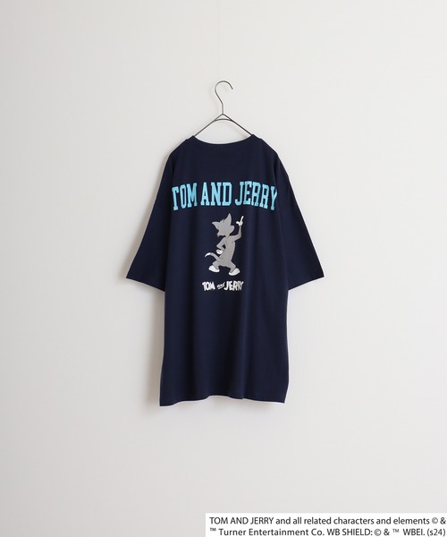 Tom＆Jerry（トムアンドジェリー）の「Tom＆Jerry oversized short sleeve T-shirt / トムとジェリー オーバーサイズ 半袖Tシャツ unisex（Tシャツ/カットソー・メンズ・オフホワイト/ベージュ/ダークグリーン系/ブラック系/チャコール/モカ/ダークグリーン/チャコールグレー/ネイビー系/ホワイト系3/杢グレー/ブラック/ホワイト系2/ホワイト系1/オレンジ/ネイビー・M/XL/L）」の19枚目の写真