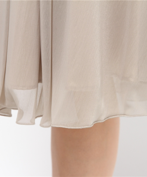 URBAN RESEARCH(アーバンリサーチ)の「UR COUTURE MAISON フロントレースワンピース(ドレス・レディース・ベージュ/グリーン系その他/ブルー・38)」の11枚目の写真