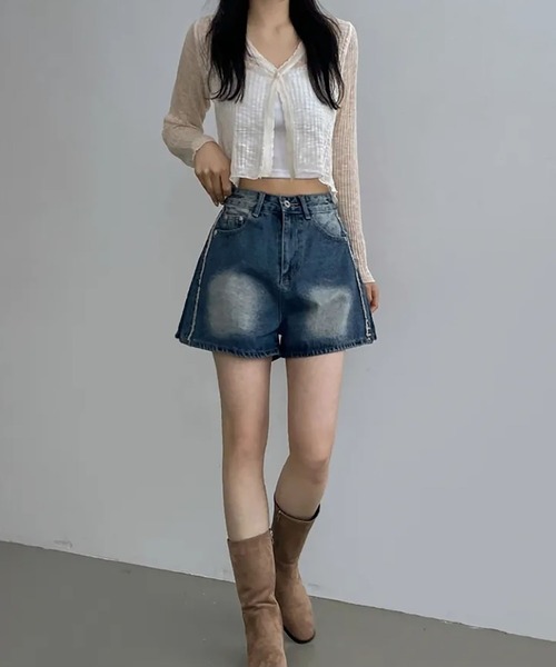 LYEON(リヨン)の「サイドフリンジオーバーダイデニムショートパンツ(デニムパンツ・レディース・ブルー/ブラック・S/M)」の18枚目の写真