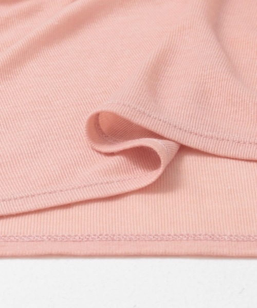 KBF（ケイビーエフ）の「レイヤードカットアウトトップス（Tシャツ/カットソー・レディース・チャコールグレー/ピンク/グリーン・ONE）」の5枚目の写真