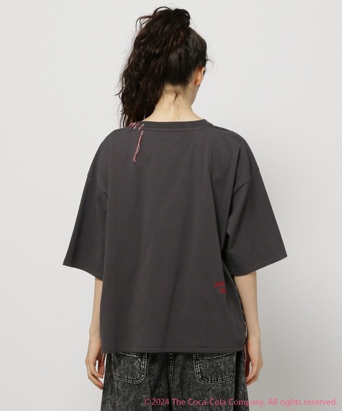 niko and...(ニコアンド)の「【Coca-Cola (コカ・コーラ)】コレクション ステッチプリントTシャツ(Tシャツ/カットソー・レディース・チャコール/ホワイト/レッド/ブルー・FREE)」の18枚目の写真