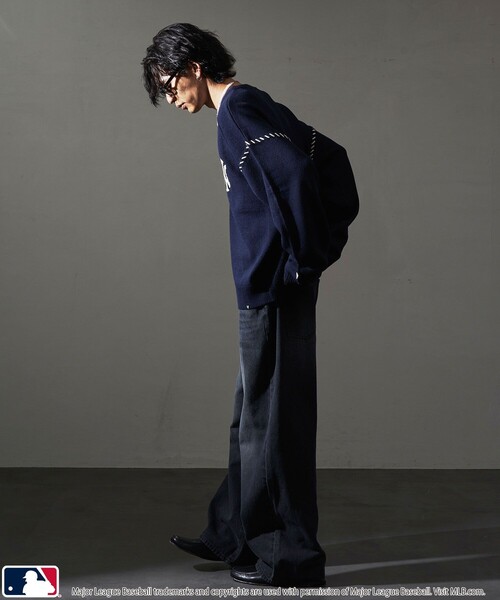 MLB（メジャーリーグベースボール）の「MLB/メジャーリーグベースボール 別注 ワンポイントロゴハンドステッチニット(限定展開)（ニット/セーター・メンズ・ネイビー/ブラック系その他/ブラック系その他2/アイボリー・SMALL/MEDIUM/LARGE）」の12枚目の写真