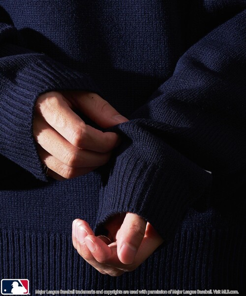 MLB（メジャーリーグベースボール）の「MLB/メジャーリーグベースボール 別注 ワンポイントロゴハンドステッチニット(限定展開)（ニット/セーター・メンズ・ネイビー/ブラック系その他/ブラック系その他2/アイボリー・SMALL/MEDIUM/LARGE）」の21枚目の写真