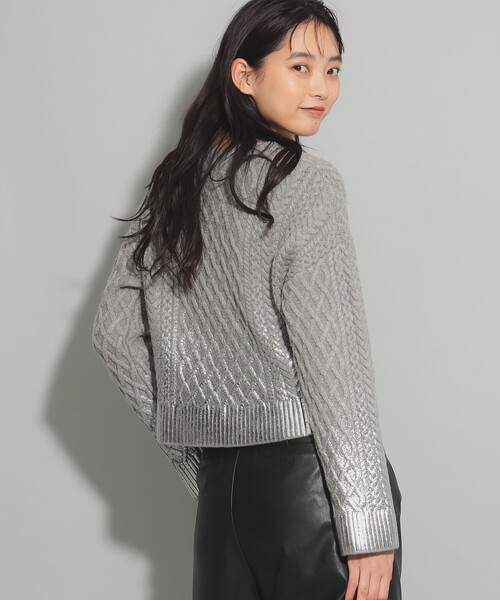 箔プリント ケーブルクルーネックニット　ブラック CLEL】箔プリント ケーブルクルーネックニット - メルカリ