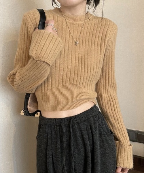 LADY LIKE（レディライク）の「袖口ダブルクロップド丈ニット（ニット/セーター・レディース・ベージュ/レッド/ブラック/アイボリー/グレー・M）」の18枚目の写真