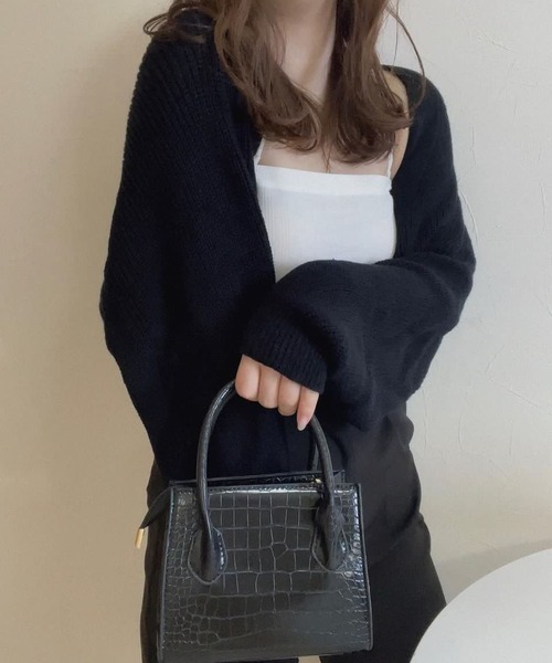 merrylatte（メリーラテ）の「クロコダイルスクエアショルダーバッグ（ショルダーバッグ・レディース・ブラック/ベージュ・FREE）」の3枚目の写真