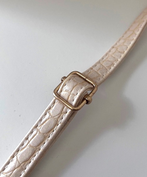 merrylatte（メリーラテ）の「クロコダイルスクエアショルダーバッグ（ショルダーバッグ・レディース・ブラック/ベージュ・FREE）」の11枚目の写真