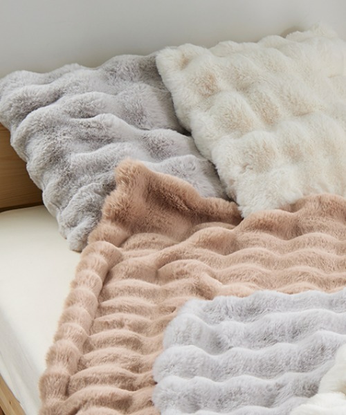 iellio（イエリオ）の「ぽこぽこボリュームファー　クッションカバー（クッション/クッションカバー・レディース・グレー/アイボリー/ベージュ・FREE）」の20枚目の写真