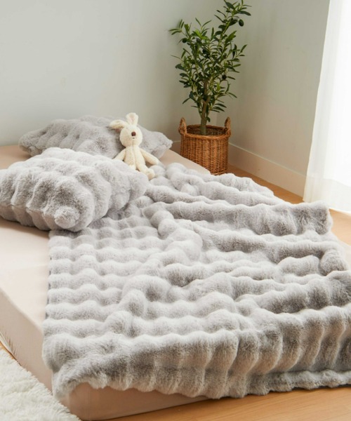 iellio（イエリオ）の「ぽこぽこボリュームファー　クッションカバー（クッション/クッションカバー・レディース・グレー/アイボリー/ベージュ・FREE）」の19枚目の写真