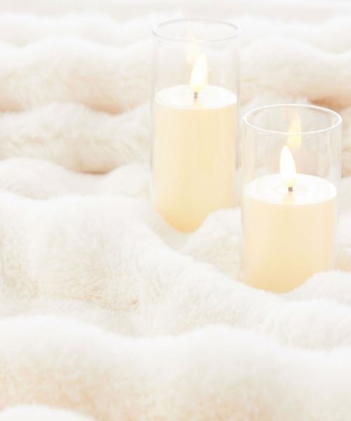 iellio（イエリオ）の「ぽこぽこボリュームファー　クッションカバー（クッション/クッションカバー・レディース・グレー/アイボリー/ベージュ・FREE）」の7枚目の写真