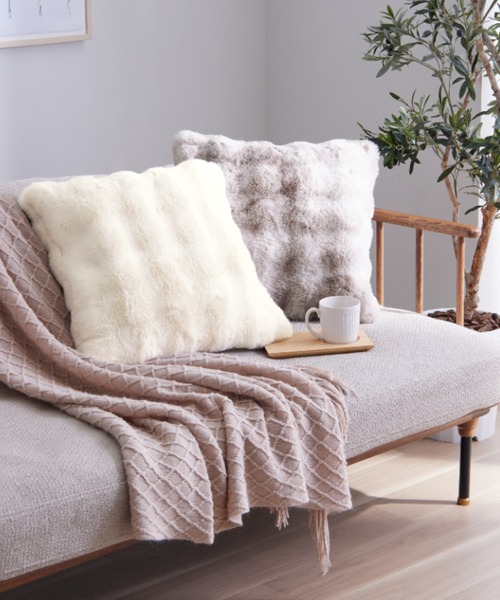 iellio（イエリオ）の「ぽこぽこボリュームファー　クッションカバー（クッション/クッションカバー・レディース・グレー/アイボリー/ベージュ・FREE）」の12枚目の写真