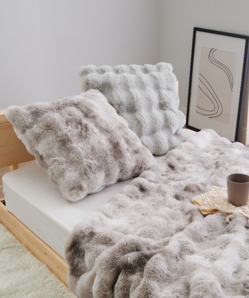 iellio（イエリオ）の「ぽこぽこボリュームファー　クッションカバー（クッション/クッションカバー・レディース・グレー/アイボリー/ベージュ・FREE）」の13枚目の写真