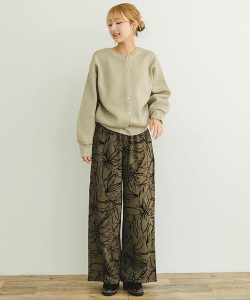 ITEMS URBANRESEARCH（アイテムズ アーバンリサーチ）の「ドットボタンラメニットカーディガン（カーディガン/ボレロ・レディース・グレー系その他/ブラック/ライトカーキ・FREE）」の10枚目の写真